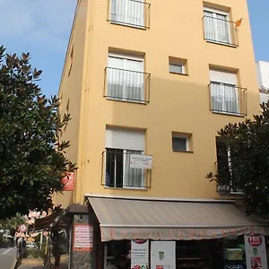Apartaments Can Claudi Appartamento